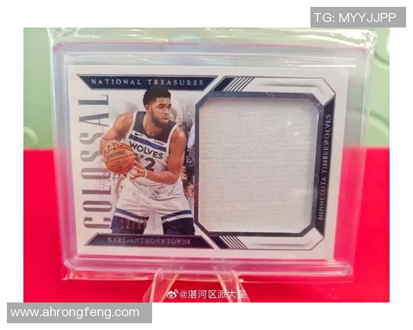 《帕尼尼足球球星卡游戏版全新体验带你重温经典球场瞬间》