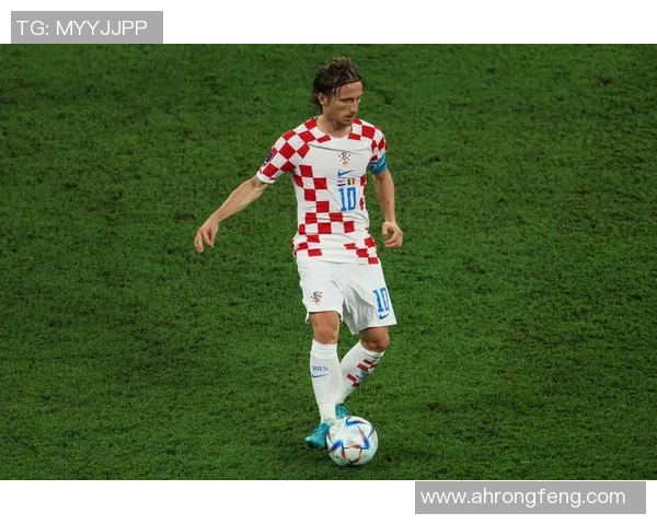 克罗地亚巨星莫德里奇带领国家队再创欧洲绿茵辉煌传奇